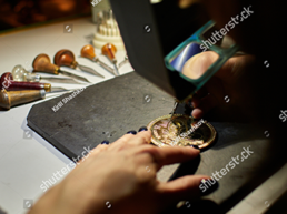 O Connells Engravers | Personalised Jewellery | Ring Engraving | Hand Engraving
